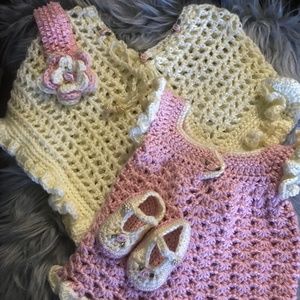 Handmade infant girls Poncho Set